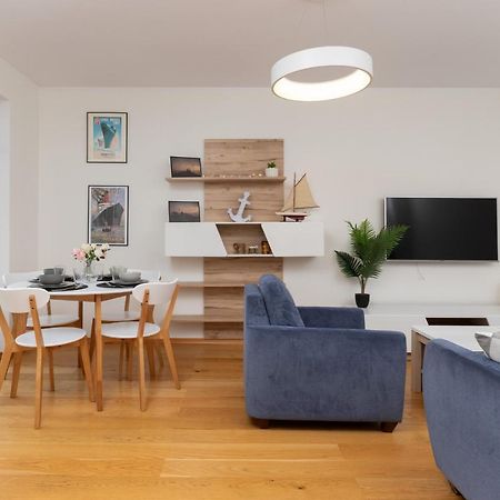 Modern Gdynia Apartment With Balcony & Parking By Noclegi Renters Exterior foto